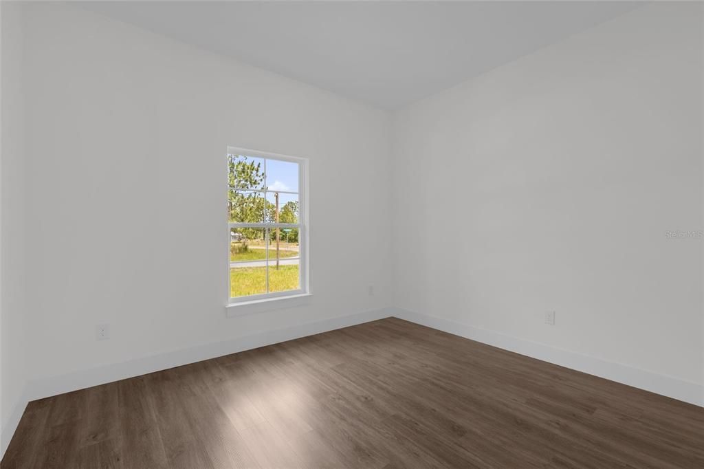For Sale: $284,000 (3 beds, 2 baths, 1627 Square Feet)
