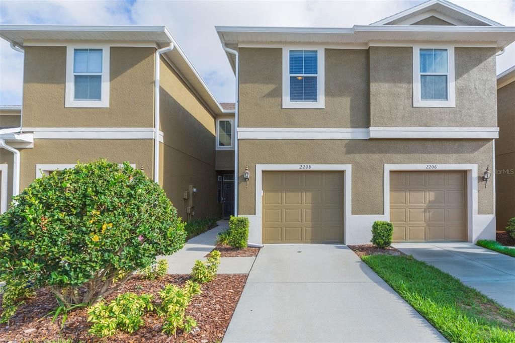 For Rent: $2,200 (3 beds, 2 baths, 1444 Square Feet)