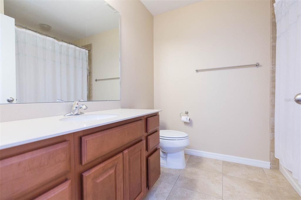 For Rent: $2,200 (3 beds, 2 baths, 1444 Square Feet)