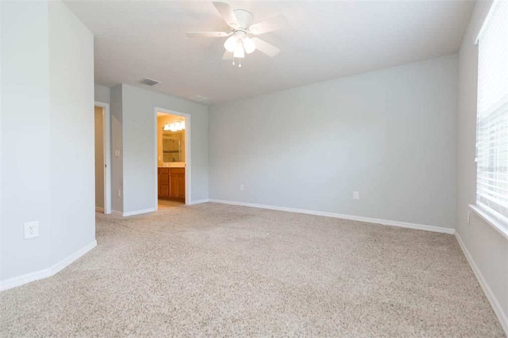 For Rent: $2,200 (3 beds, 2 baths, 1444 Square Feet)