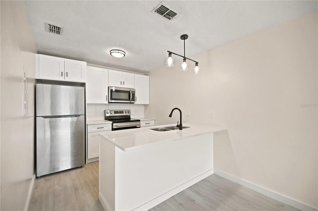 For Sale: $579,000 (8 beds, 0 baths, 3417 Square Feet)