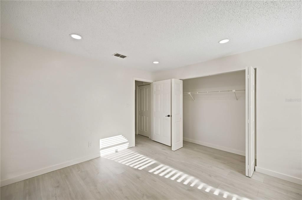 For Sale: $579,000 (8 beds, 0 baths, 3417 Square Feet)