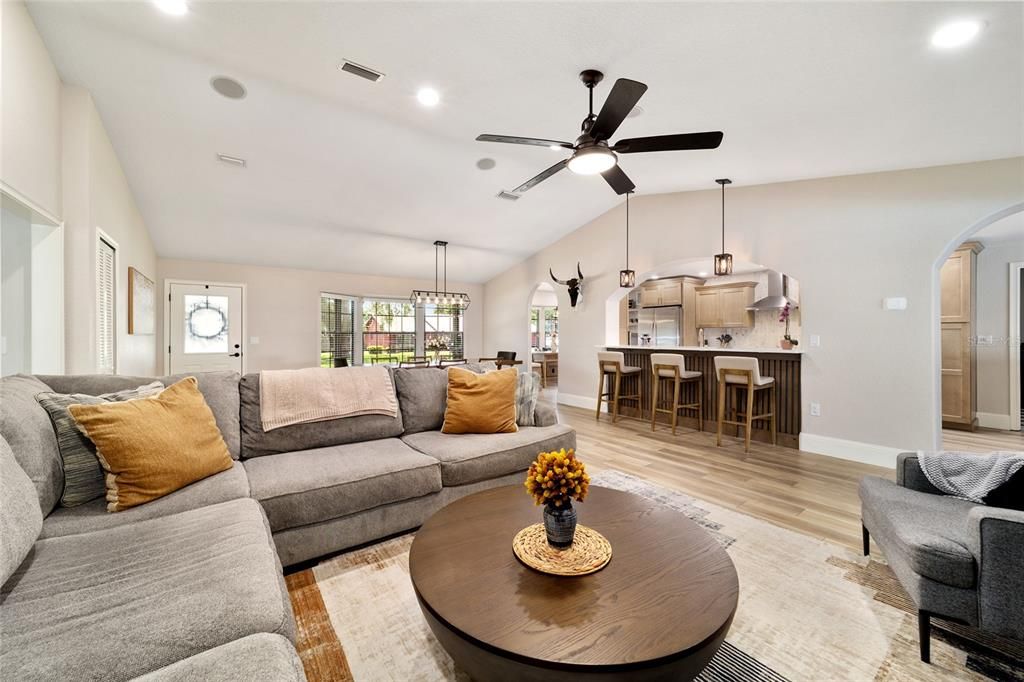 For Sale: $490,000 (3 beds, 2 baths, 2465 Square Feet)