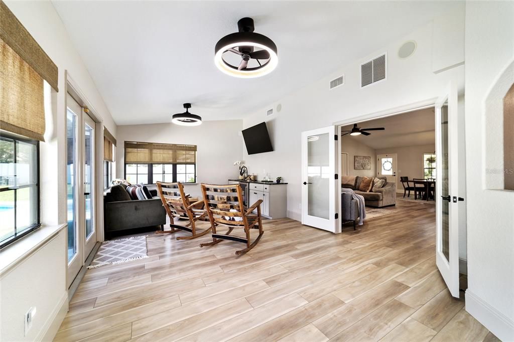 For Sale: $490,000 (3 beds, 2 baths, 2465 Square Feet)