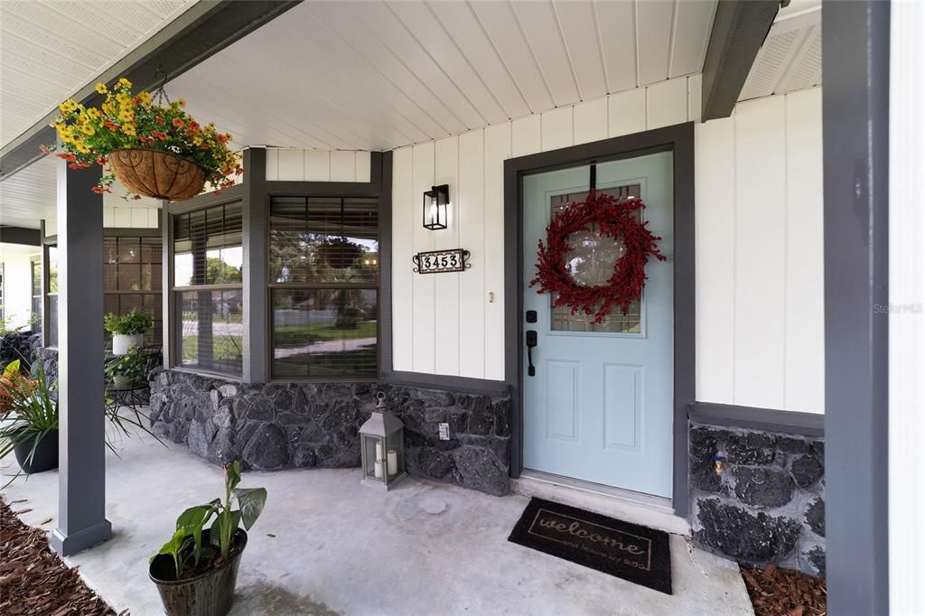 For Sale: $490,000 (3 beds, 2 baths, 2465 Square Feet)