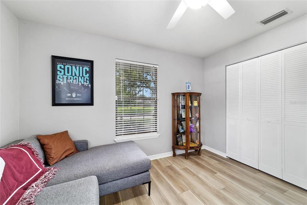 For Sale: $490,000 (3 beds, 2 baths, 2465 Square Feet)