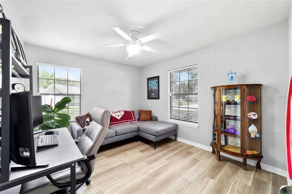 For Sale: $490,000 (3 beds, 2 baths, 2465 Square Feet)