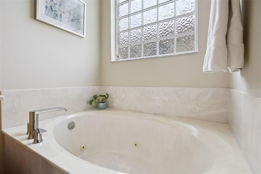 For Sale: $434,900 (3 beds, 2 baths, 1766 Square Feet)