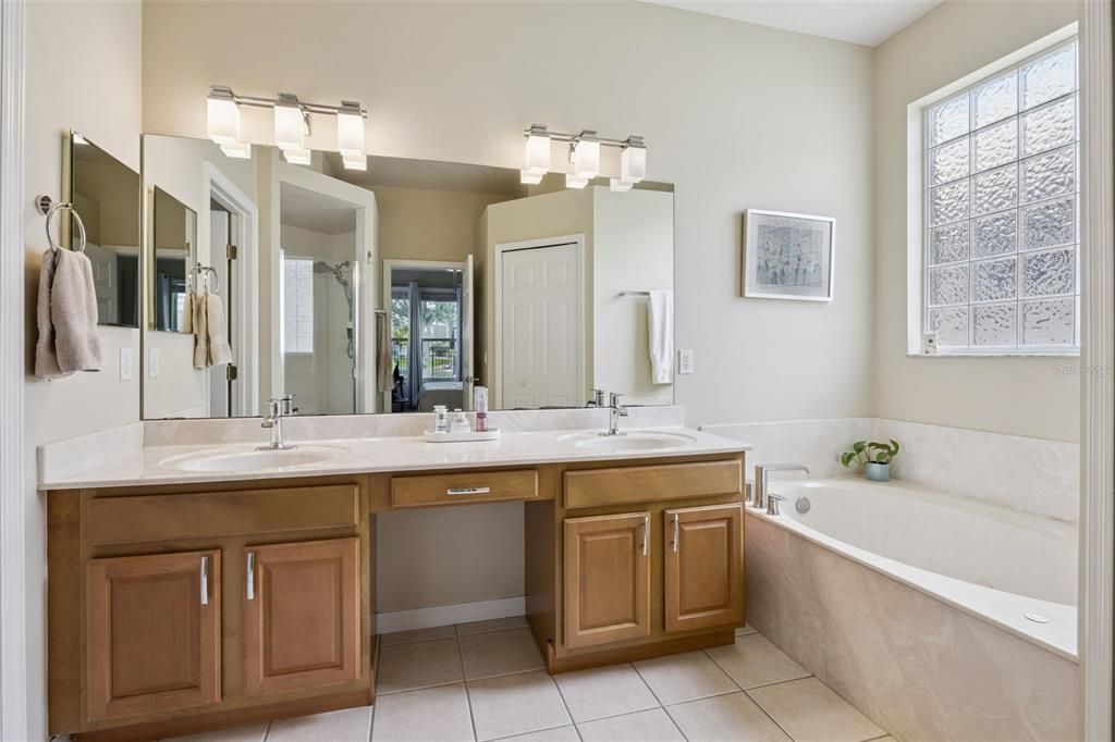 For Sale: $434,900 (3 beds, 2 baths, 1766 Square Feet)