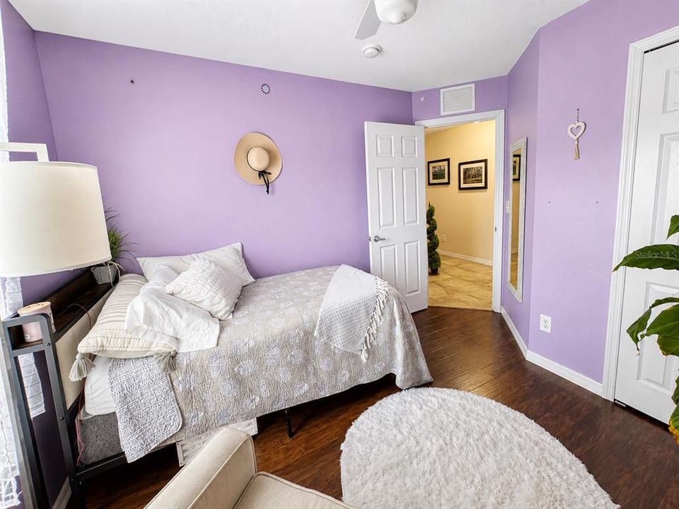 На продажу: $279,900 (3 спален, 2 ванн, 1119 Квадратных фут)