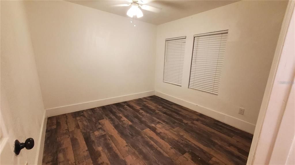 В аренду: $2,400 (3 спален, 1 ванн, 1204 Квадратных фут)