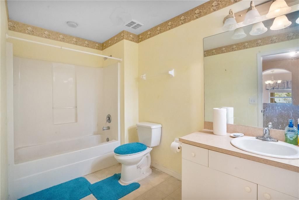 For Sale: $235,000 (3 beds, 2 baths, 1847 Square Feet)