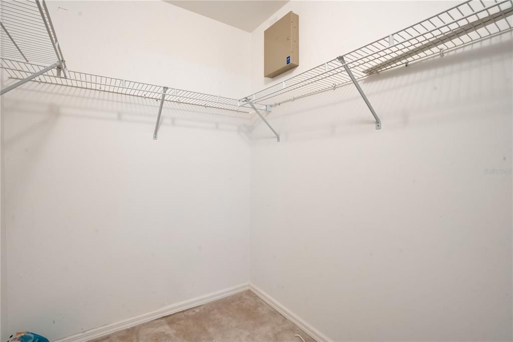 For Sale: $235,000 (3 beds, 2 baths, 1847 Square Feet)
