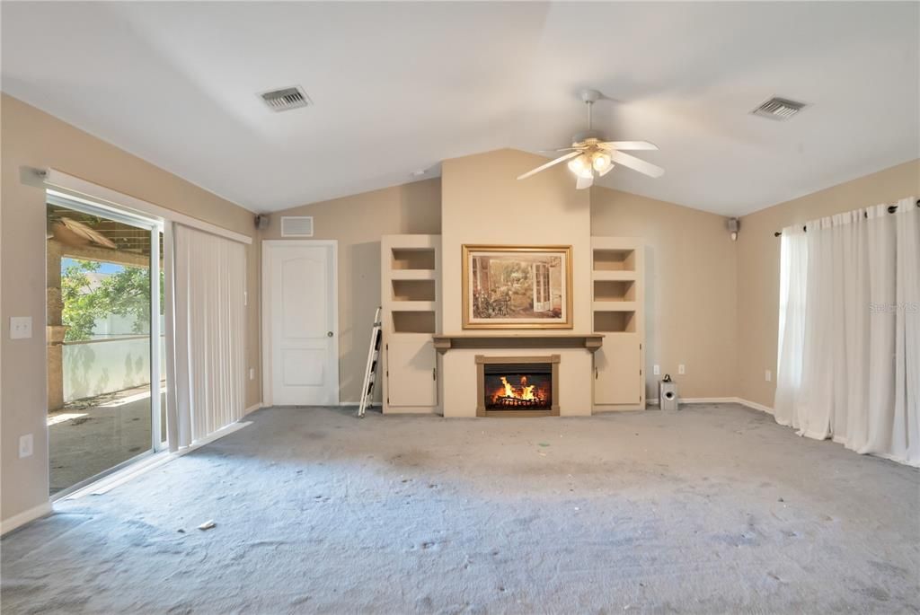 For Sale: $235,000 (3 beds, 2 baths, 1847 Square Feet)