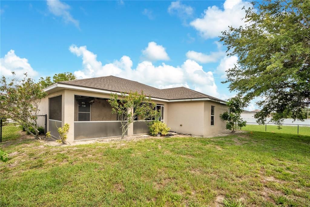 For Sale: $235,000 (3 beds, 2 baths, 1847 Square Feet)