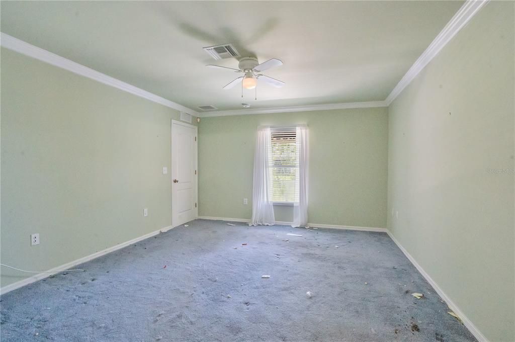 For Sale: $235,000 (3 beds, 2 baths, 1847 Square Feet)