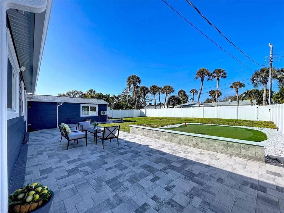 For Sale: $971,000 (3 beds, 2 baths, 1506 Square Feet)