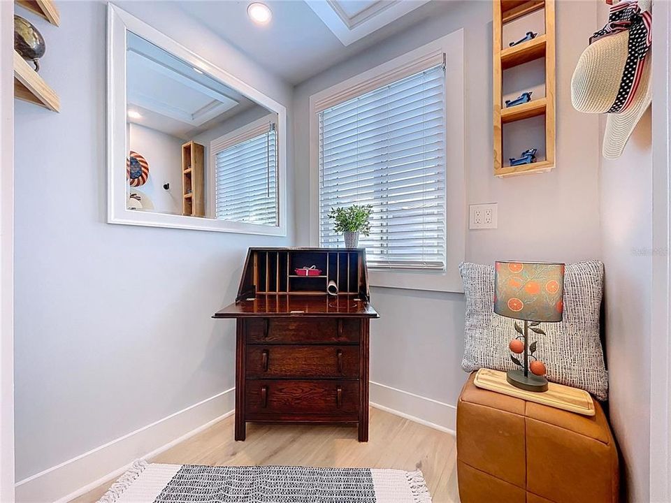 For Sale: $971,000 (3 beds, 2 baths, 1506 Square Feet)