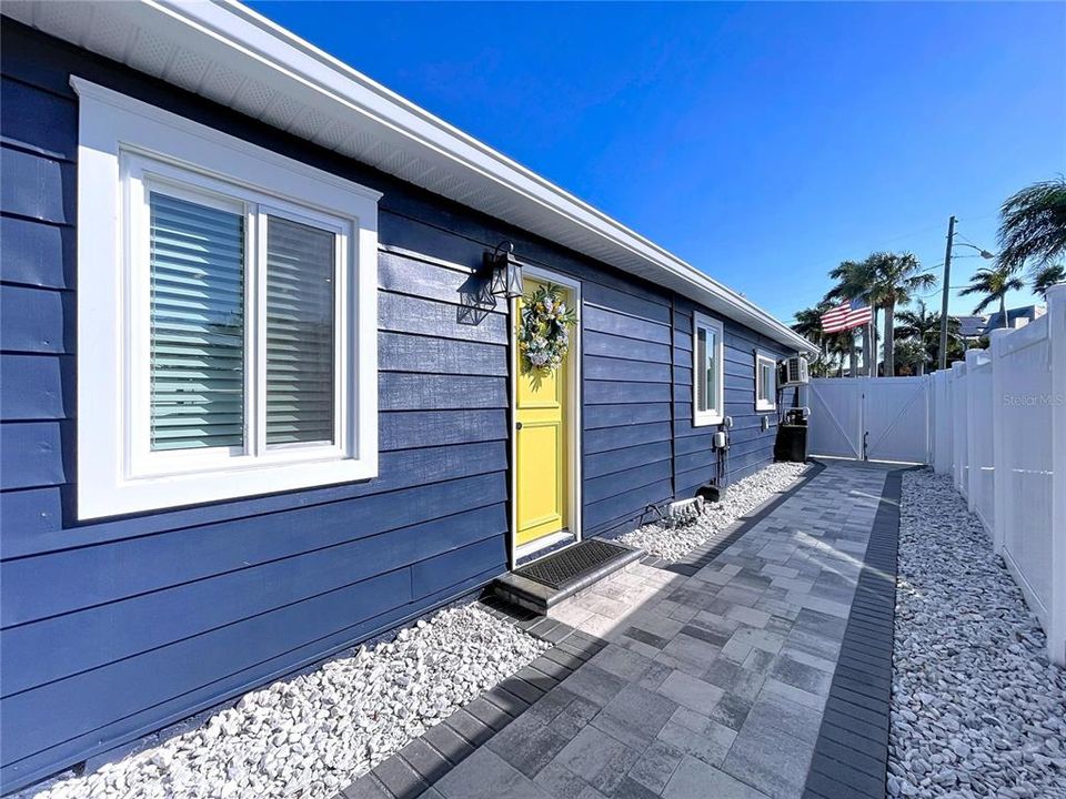 For Sale: $971,000 (3 beds, 2 baths, 1506 Square Feet)
