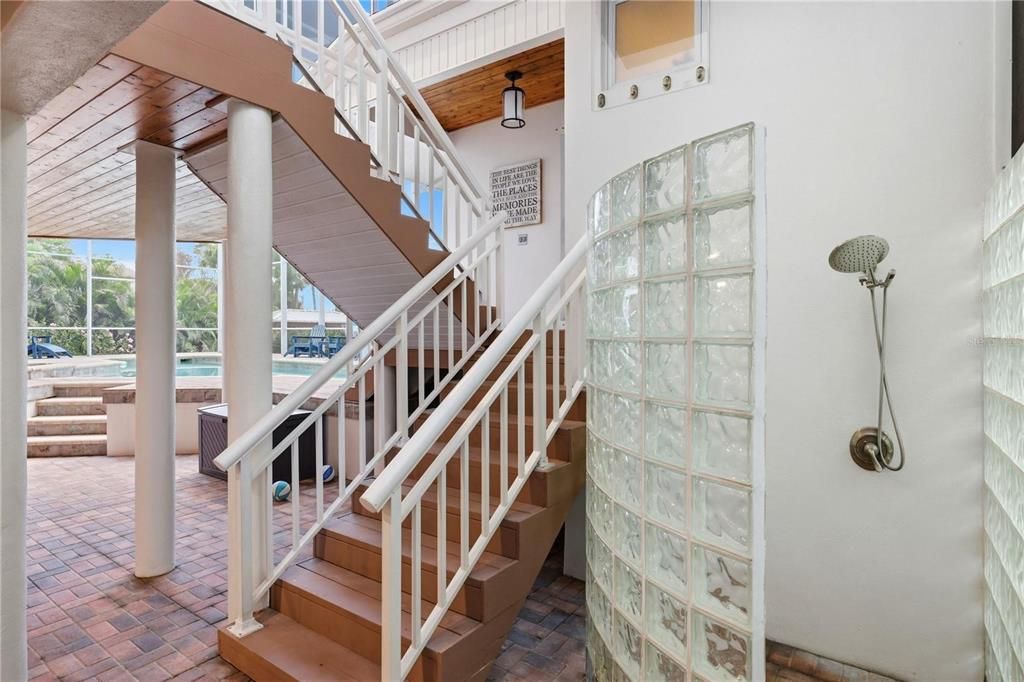 For Sale: $8,500,000 (5 beds, 4 baths, 5095 Square Feet)