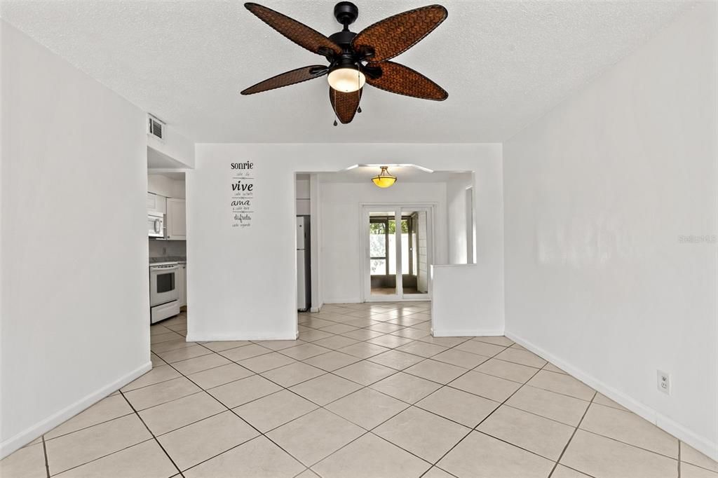 For Sale: $379,000 (4 beds, 2 baths, 1313 Square Feet)