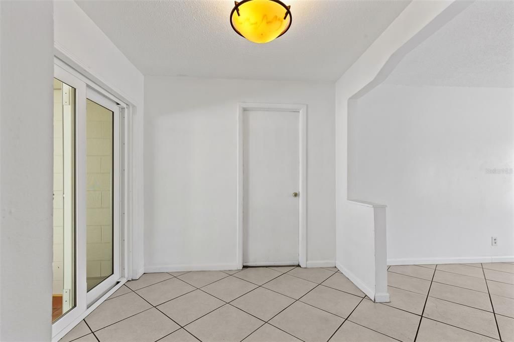 For Sale: $379,000 (4 beds, 2 baths, 1313 Square Feet)