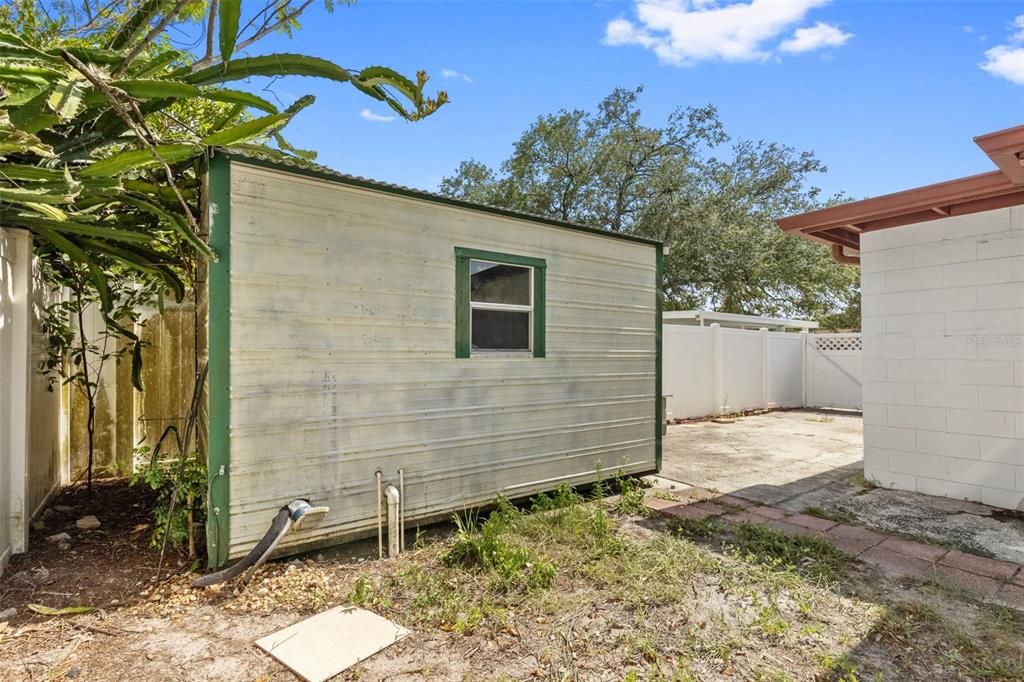 For Sale: $379,000 (4 beds, 2 baths, 1313 Square Feet)
