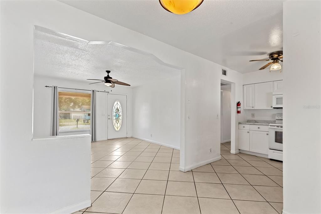 For Sale: $379,000 (4 beds, 2 baths, 1313 Square Feet)