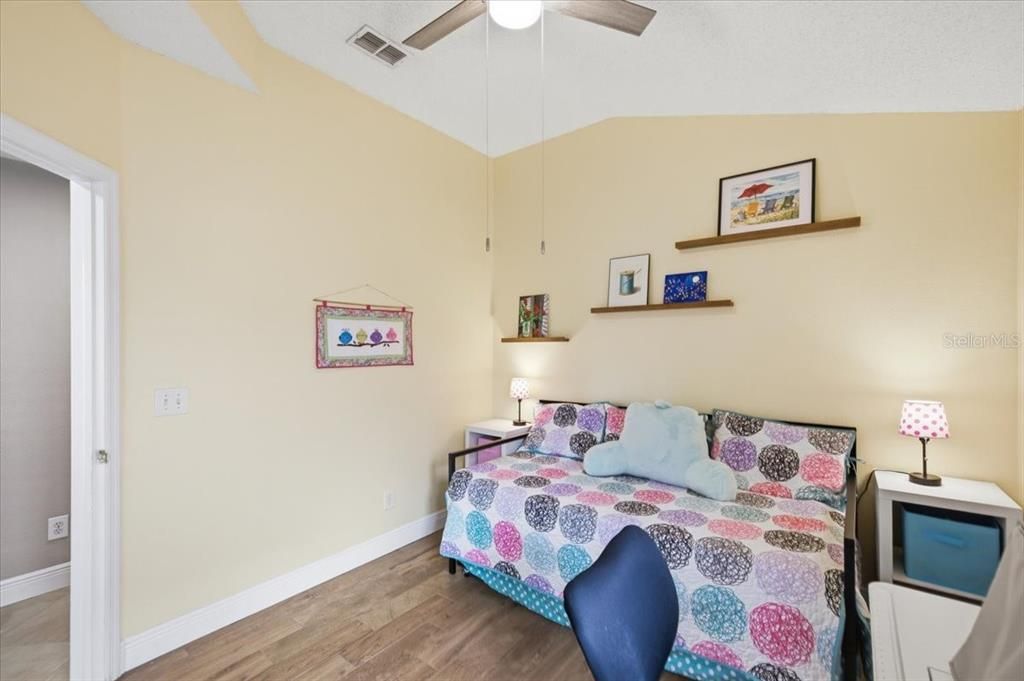 For Sale: $569,000 (3 beds, 2 baths, 1656 Square Feet)