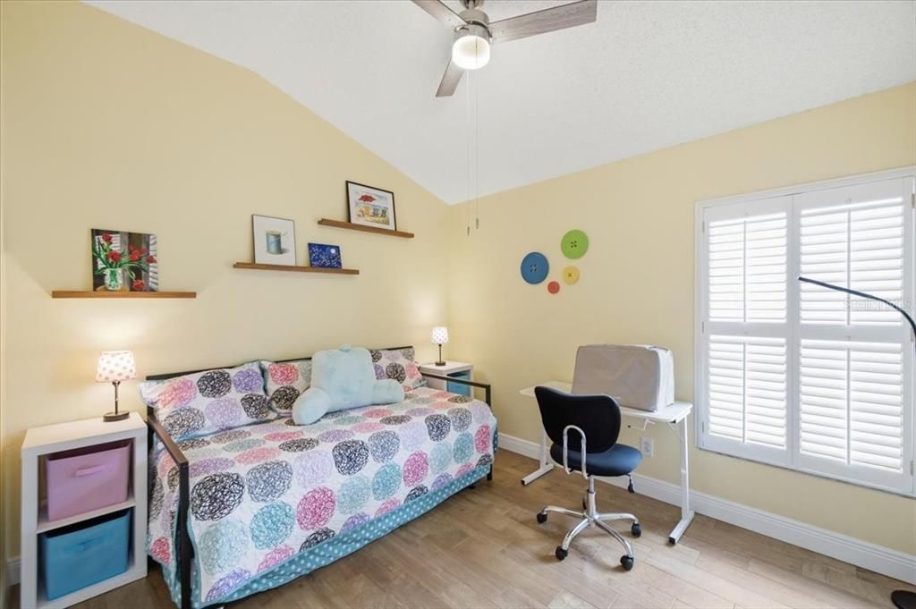 For Sale: $569,000 (3 beds, 2 baths, 1656 Square Feet)