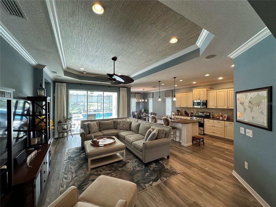 For Sale: $619,000 (3 beds, 2 baths, 2222 Square Feet)