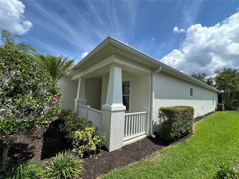 For Sale: $619,000 (3 beds, 2 baths, 2222 Square Feet)