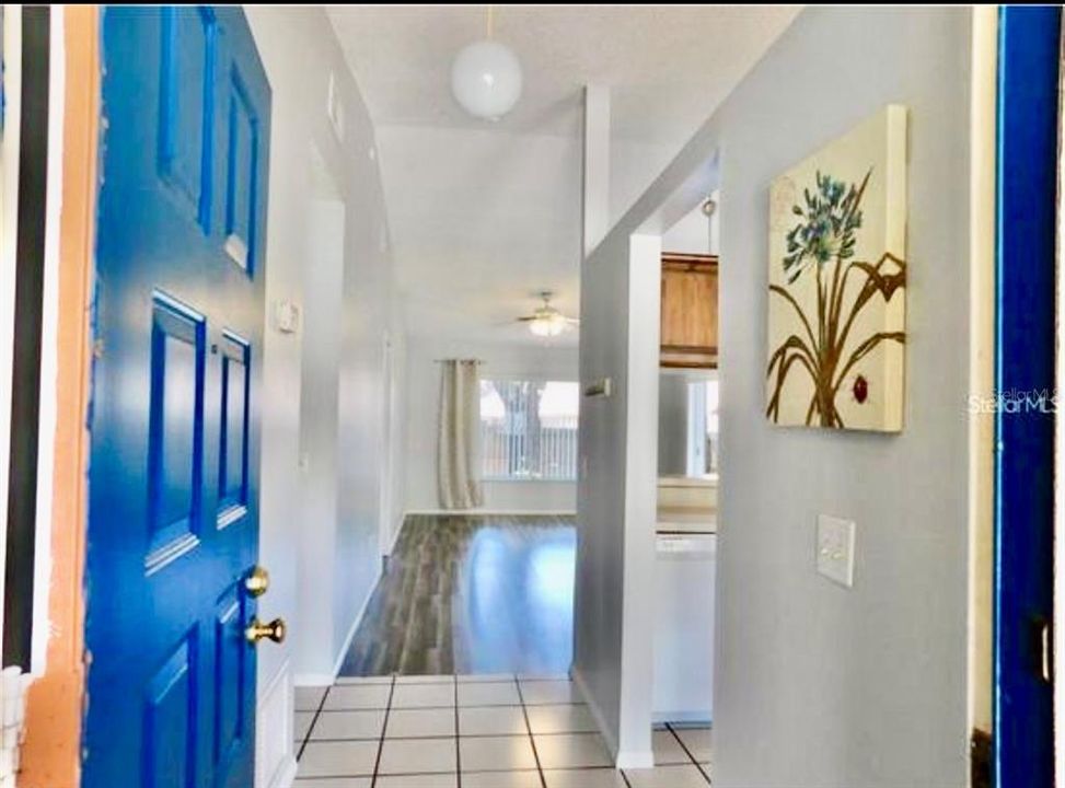 For Rent: $1,800 (2 beds, 2 baths, 1020 Square Feet)