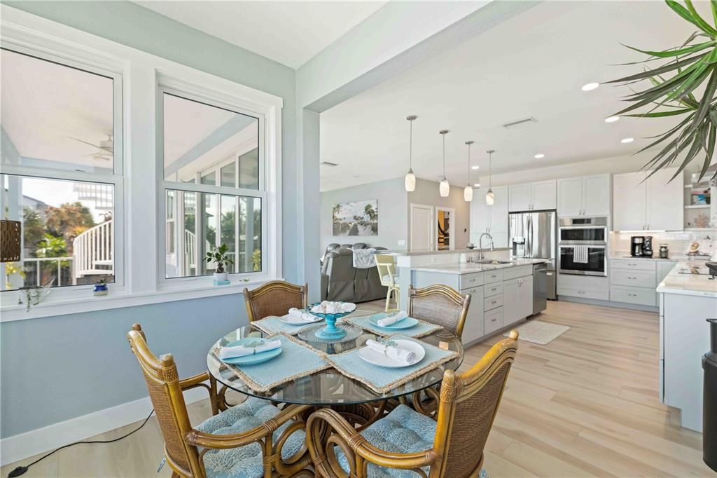 For Sale: $1,349,999 (3 beds, 3 baths, 1560 Square Feet)