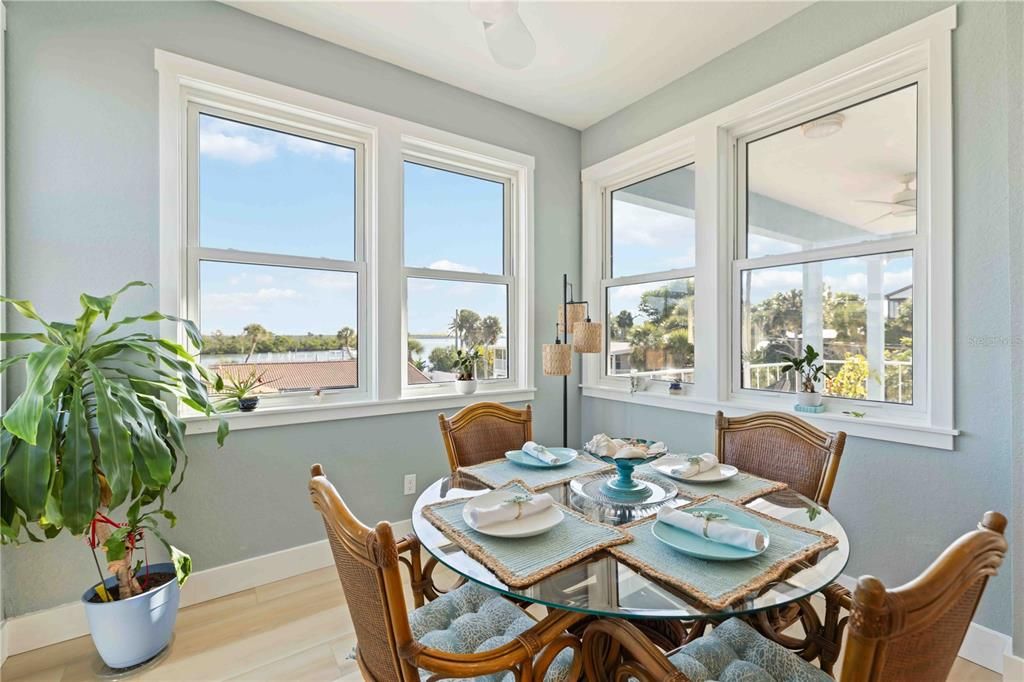 For Sale: $1,349,999 (3 beds, 3 baths, 1560 Square Feet)