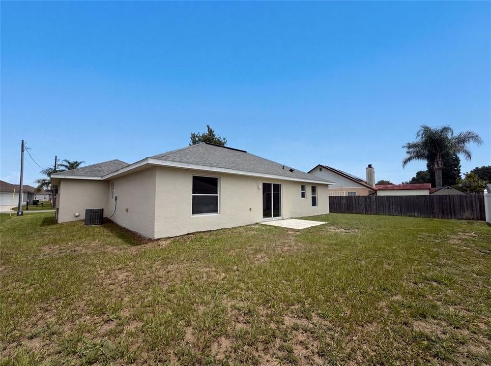 For Sale: $260,000 (4 beds, 2 baths, 1427 Square Feet)