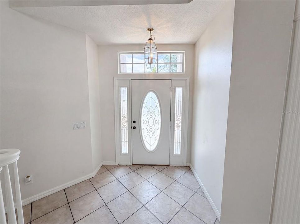 En Venta: $770,000 (5 camas, 3 baños, 3958 Pies cuadrados)