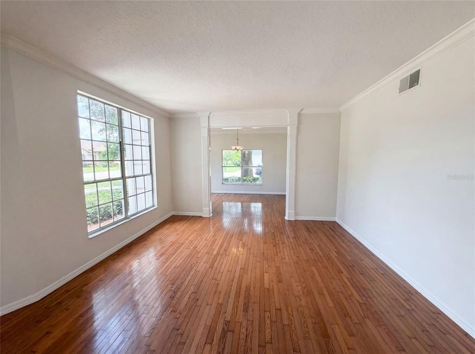 En Venta: $770,000 (5 camas, 3 baños, 3958 Pies cuadrados)