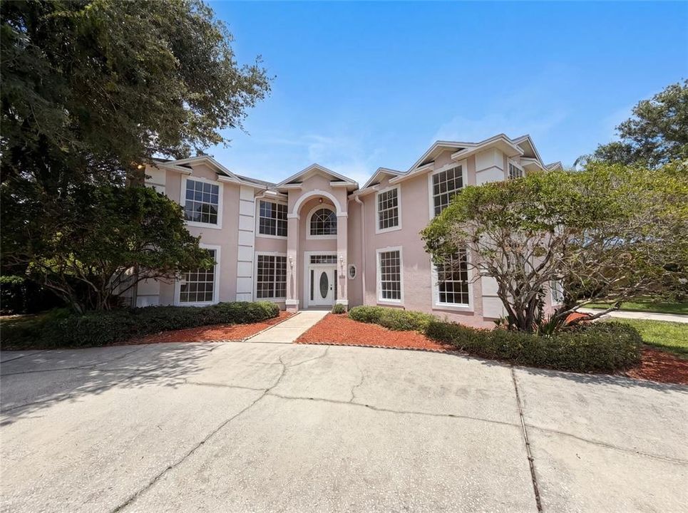 En Venta: $770,000 (5 camas, 3 baños, 3958 Pies cuadrados)