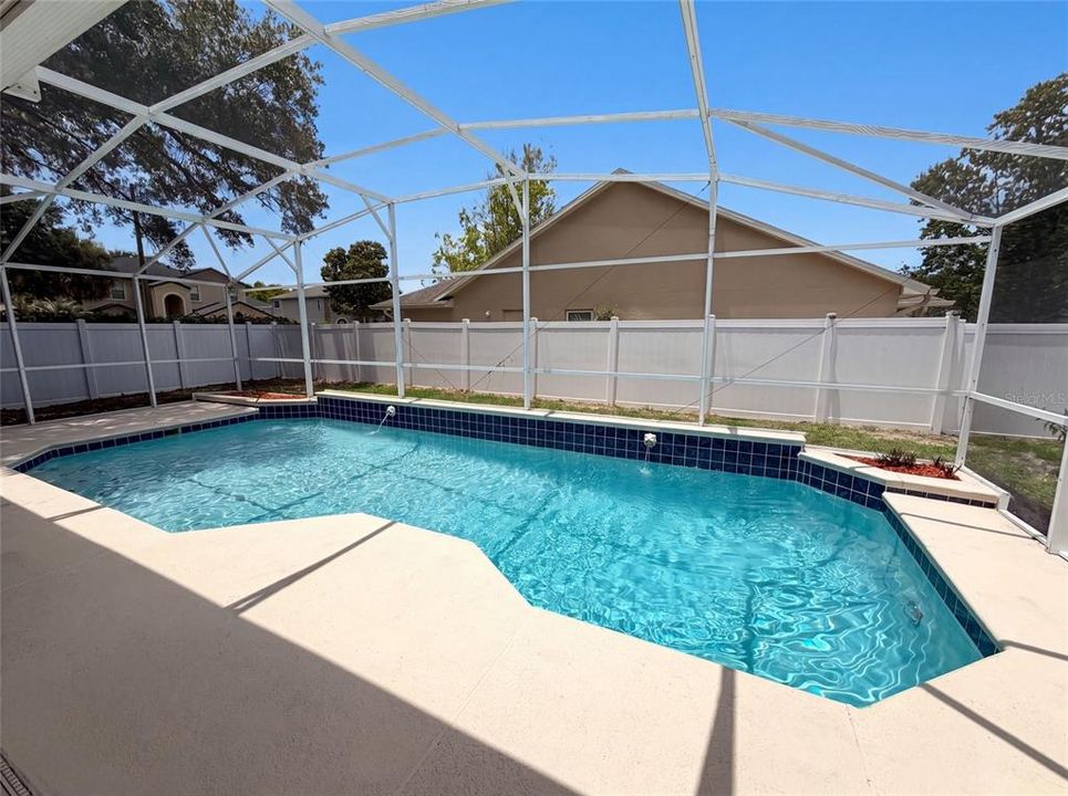 En Venta: $770,000 (5 camas, 3 baños, 3958 Pies cuadrados)