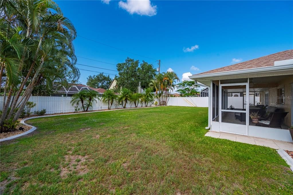 На продажу: $349,000 (3 спален, 2 ванн, 1727 Квадратных фут)