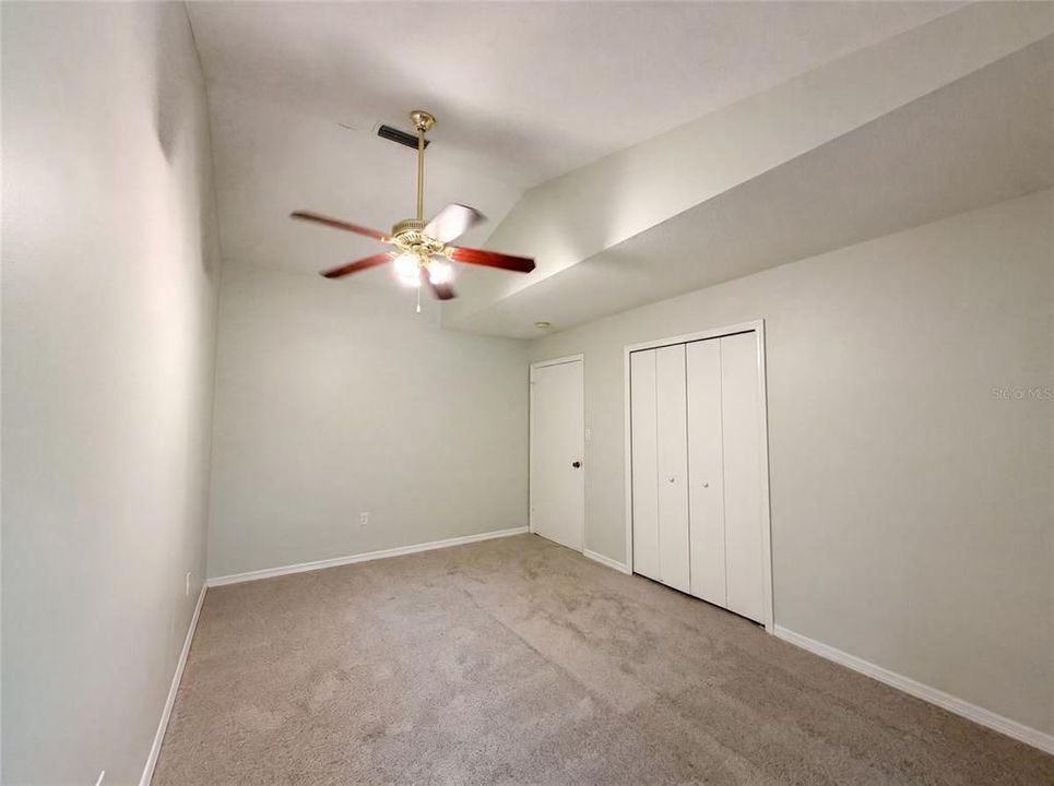 For Sale: $400,000 (3 beds, 2 baths, 2442 Square Feet)