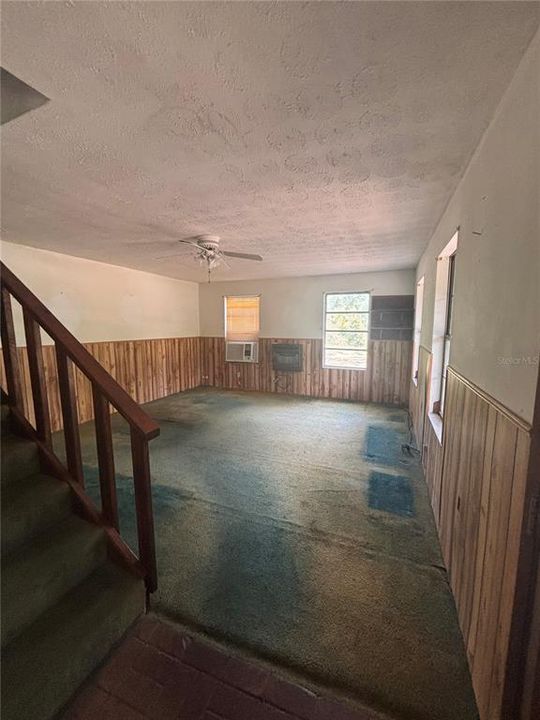 For Sale: $140,000 (3 beds, 2 baths, 1352 Square Feet)