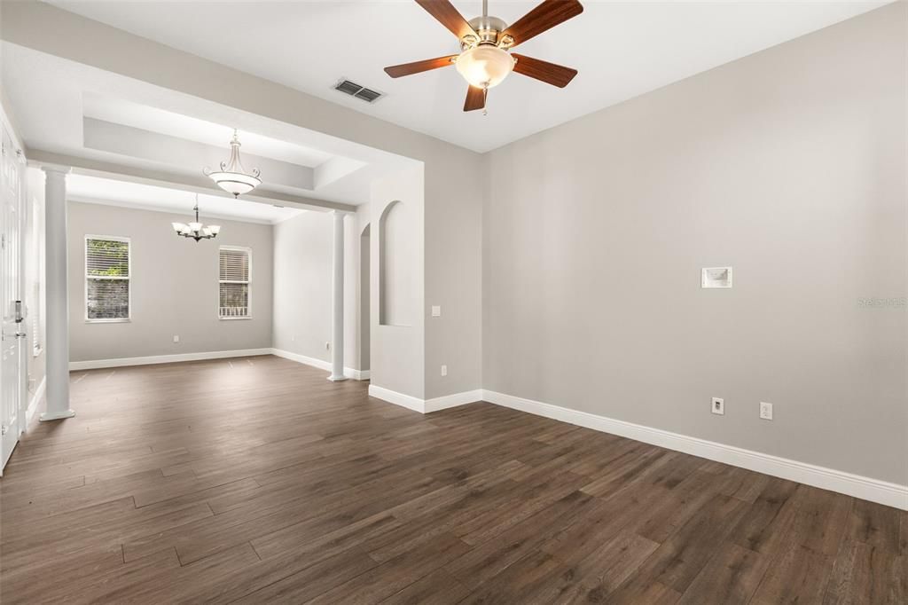 For Sale: $569,000 (4 beds, 3 baths, 2306 Square Feet)