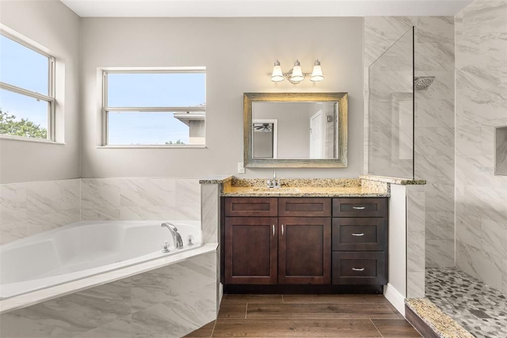For Sale: $569,000 (4 beds, 3 baths, 2306 Square Feet)