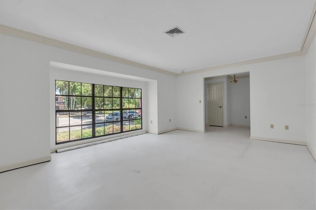 En Venta: $670,000 (4 camas, 3 baños, 2292 Pies cuadrados)