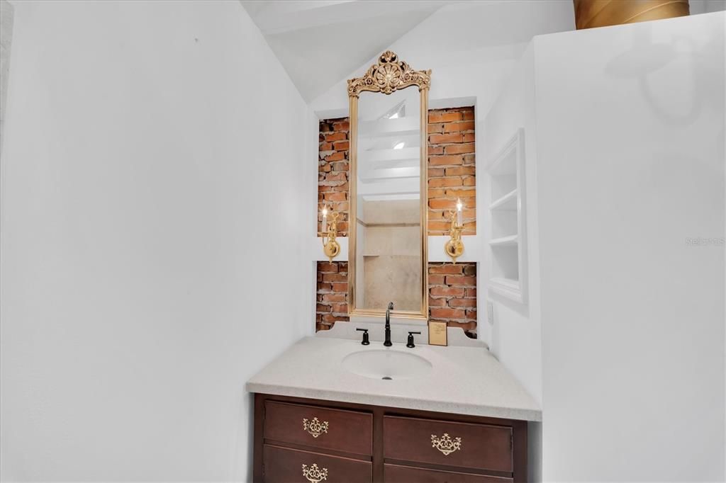En Venta: $670,000 (4 camas, 3 baños, 2292 Pies cuadrados)