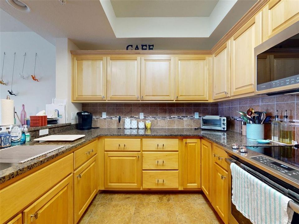 На продажу: $505,000 (3 спален, 2 ванн, 1601 Квадратных фут)