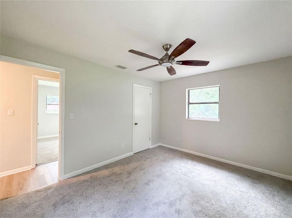 For Sale: $190,000 (3 beds, 2 baths, 1132 Square Feet)