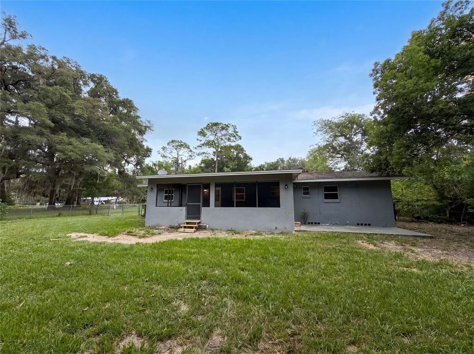 For Sale: $190,000 (3 beds, 2 baths, 1132 Square Feet)